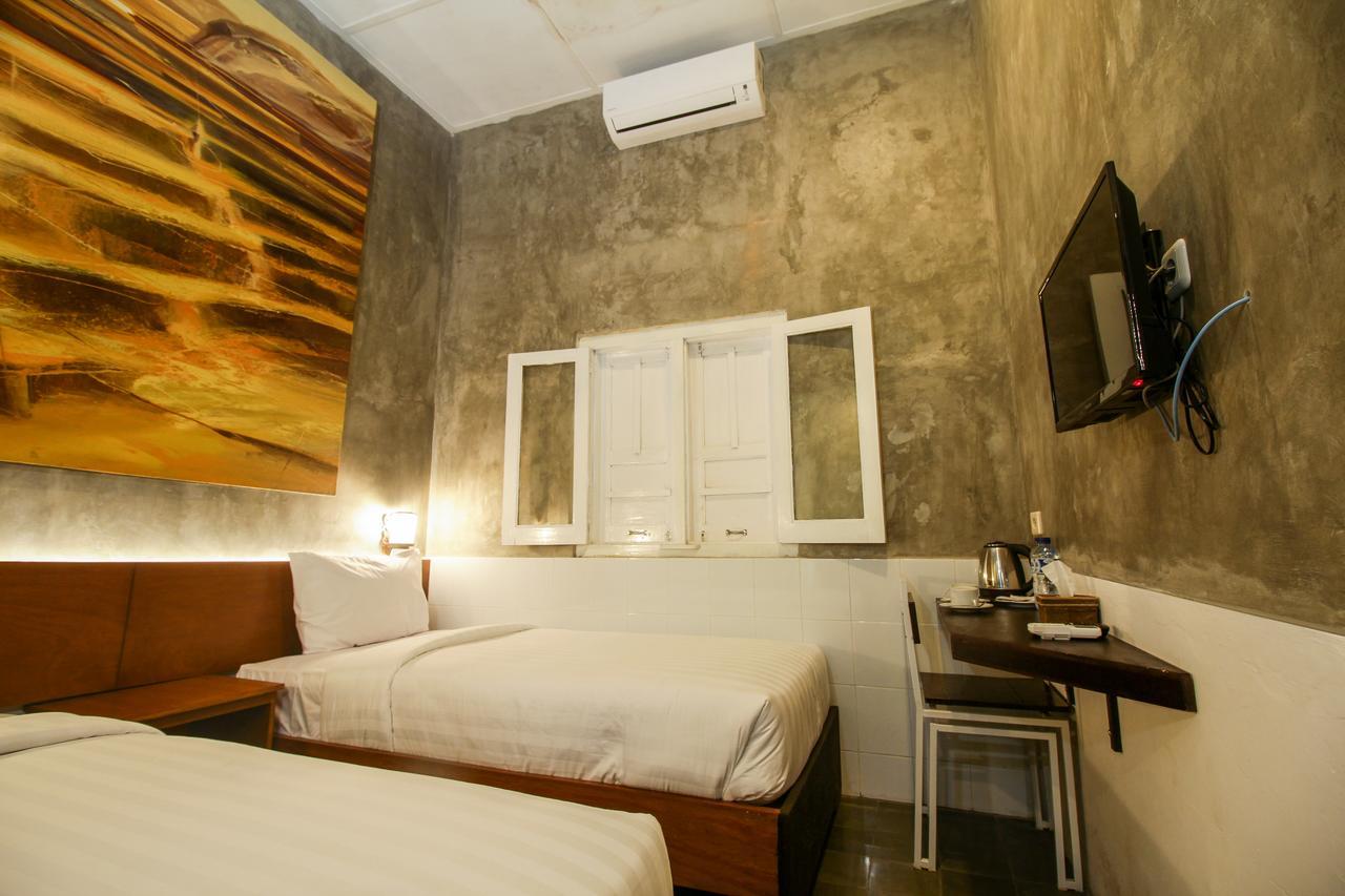 Watu Agung Guest House Magelang Exterior foto